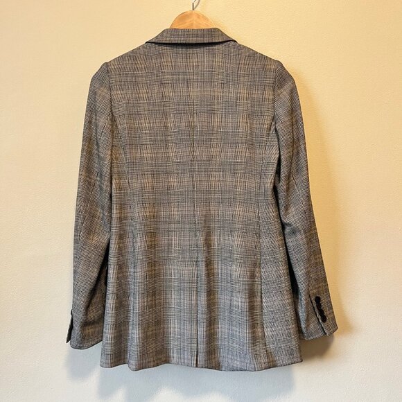 Babaton / Aritzia Double Breasted Blazer - Size 0 - Picture 4 of 8